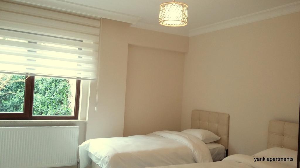 Karims Apartments Bursa Rum bild