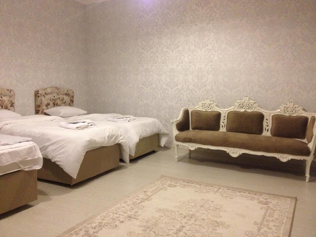 Karims Apartments Bursa Rum bild